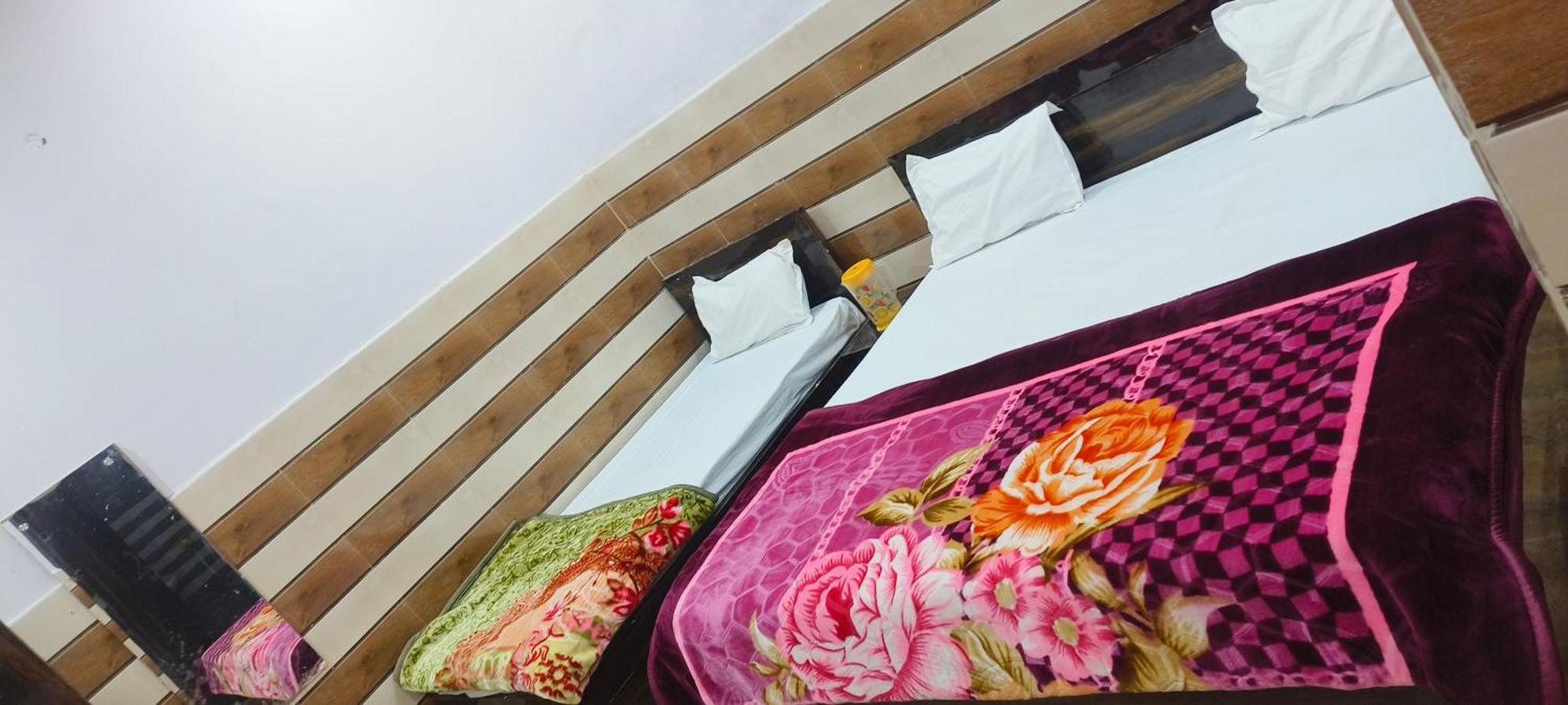 فندق K.D.Dham Near Prem Mandir1 Vrindāvan المظهر الخارجي الصورة